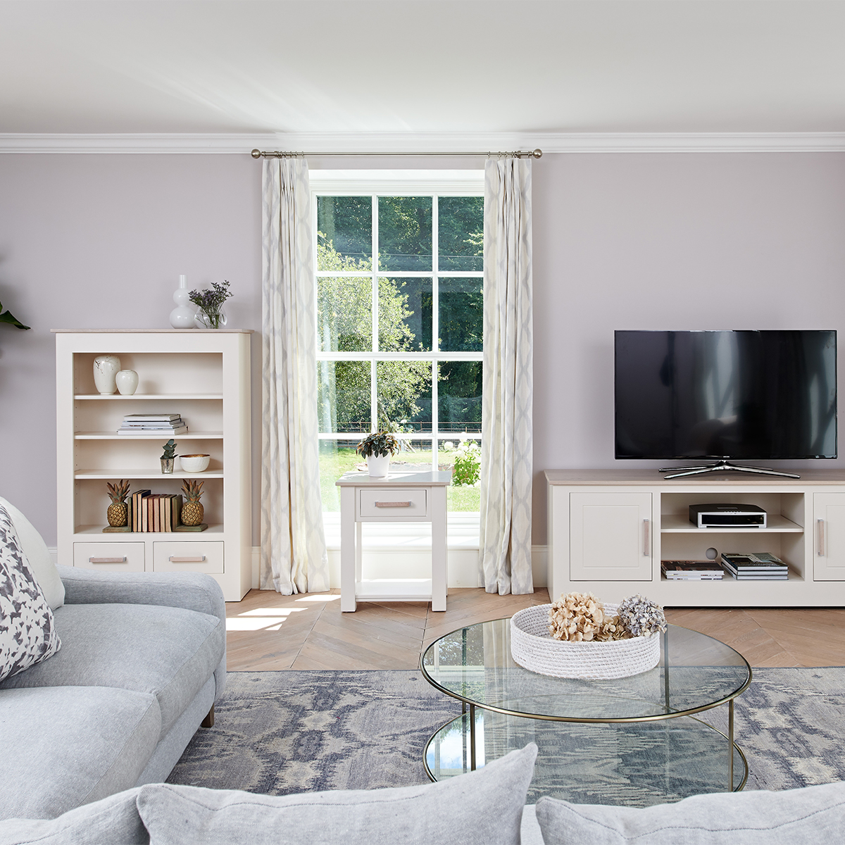 Hill & Hunter is a British furniture manufacturer celebrated for its beautifully crafted painted and wood furniture. With a focus on quality and attention to detail, every piece is made to order in the UK using skilled craftsmanship, and a passion for timeless style.
Whether it’s an elegant dining table, or complete bedroom set, each piece can be customised in a wide range of paint finishes, wood tops and handles to suit your space perfectly.
