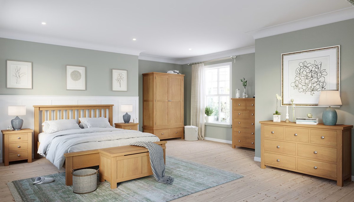 Dodford Oak Bedroom Collection