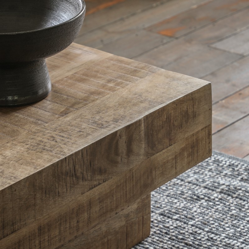 Iowa Coffee Table Detail