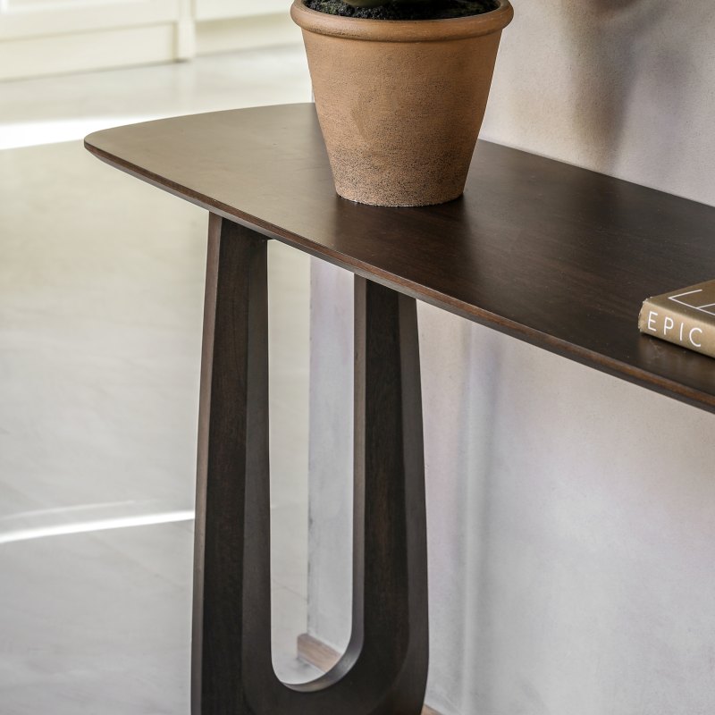 Arc Console Table Detail