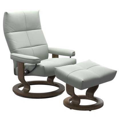 Stressless David Classic Base Chair with Footstool Stressless David Classic Base Chair with Footstool