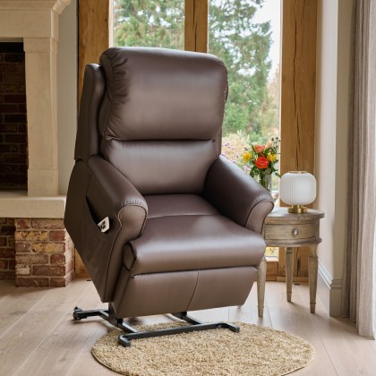 G Plan Lingfield Leather Small Dual Elevate Chair