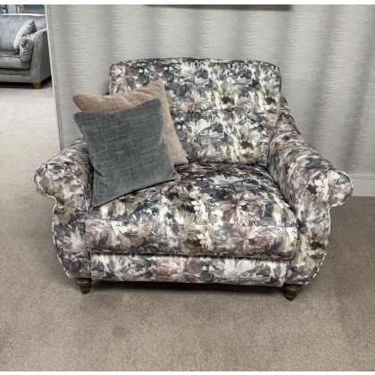 Furnico Kinsley Love Seat Furnico Kinsley Love Seat