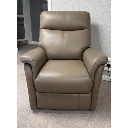 Hydeline Verona Comfort Plus Power Reclining Chair with Head Tilt Hydeline Verona Comfort Plus Power Reclining Chair with Head Tilt