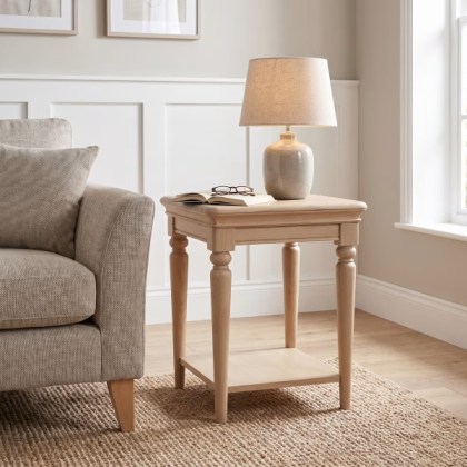 Ludlow Oak Lamp Table Ludlow Oak Lamp Table