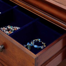 Antoinette 6 Drawer Chest