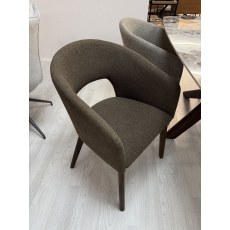 Vida Ariya Dining Table and 4 Dining Chairs