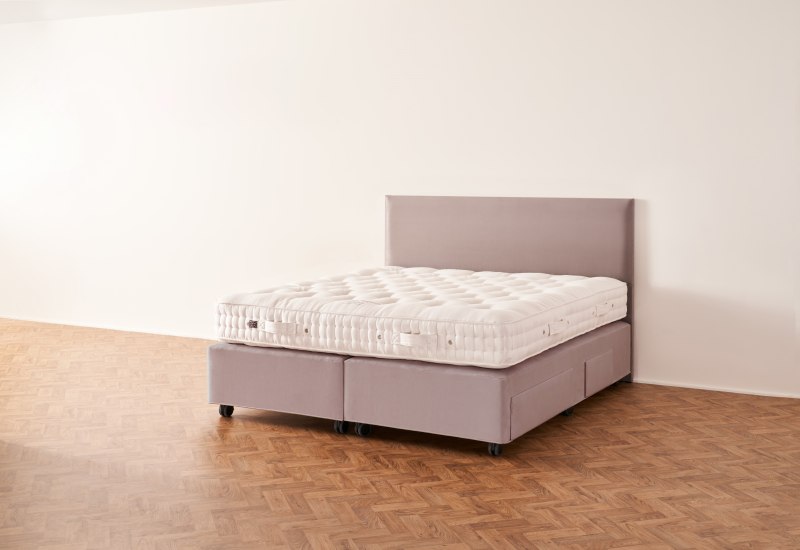 Baronet Superb De Luxe Undressed