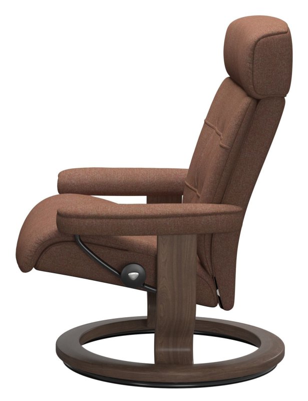 erik classic chair side