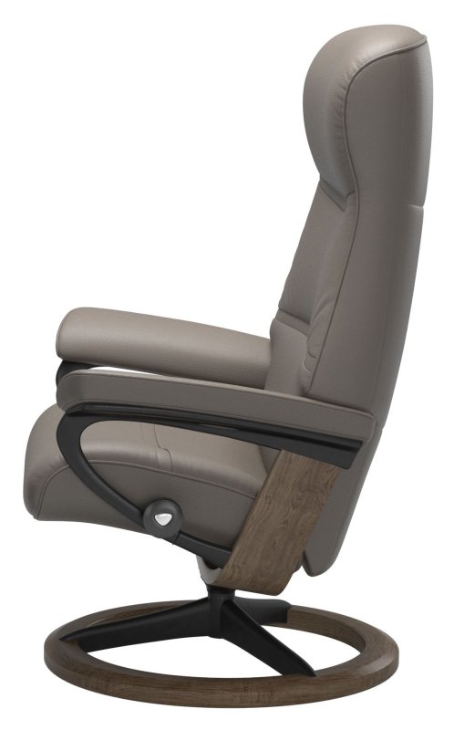 Philip signature chair side  2 