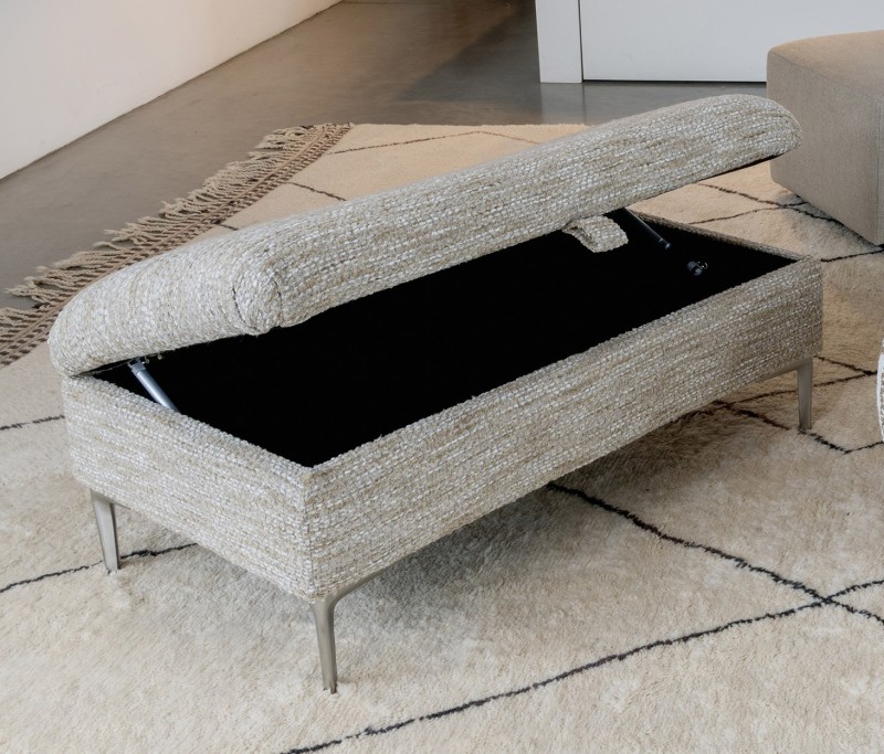 LEGGED OTTOMAN