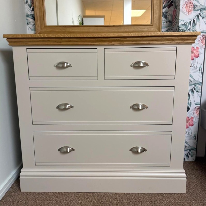 Hill   Hunter New England 2   2 Drawer Chest