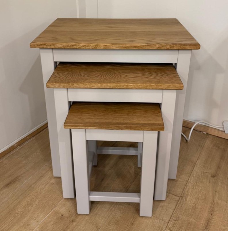 Hill and Hunter New England Nest of Tables