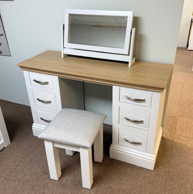 Hill and Hunter Dressing Table Stool and Mirror