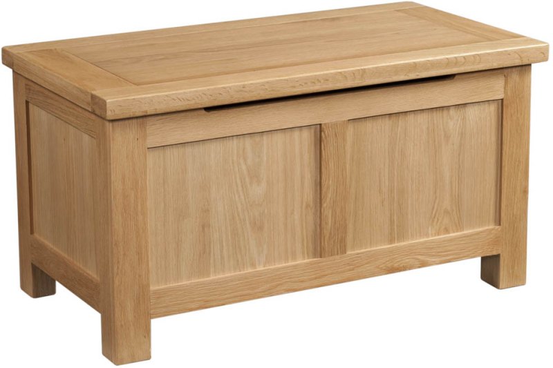DOR021 blanket box storage end of bed bedroom natural oak lacquered